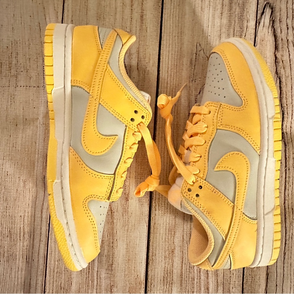 Nike Dunk Low Citron Pulse